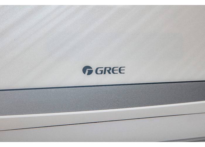 Кондиціонер Gree серії Lomo Inverter GWH24QE-K6DND2E R-32 (silver)